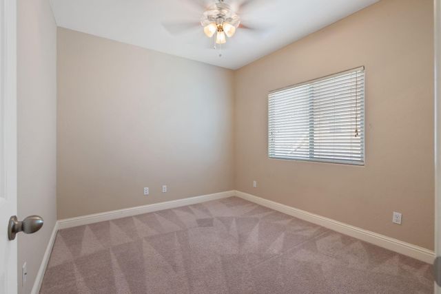 2347 W Babcock Avenue, Visalia, CA 93291