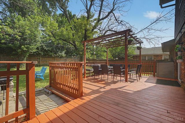 1104 Imprint Lane, Forest Park, OH 45240
