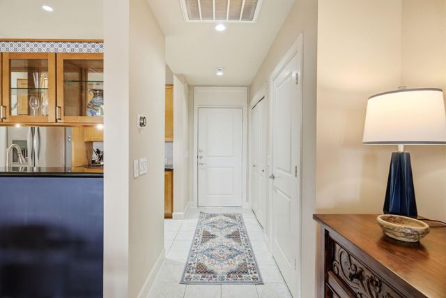 100 Willard Street 36, Houston, TX 77006