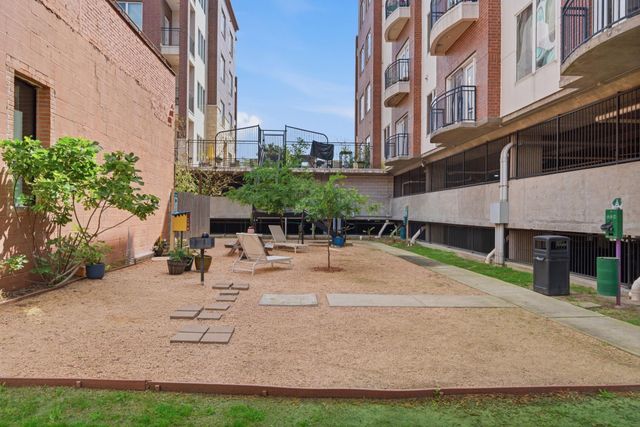 100 Willard Street 36, Houston, TX 77006