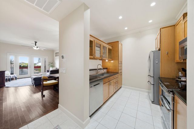 100 Willard Street 36, Houston, TX 77006