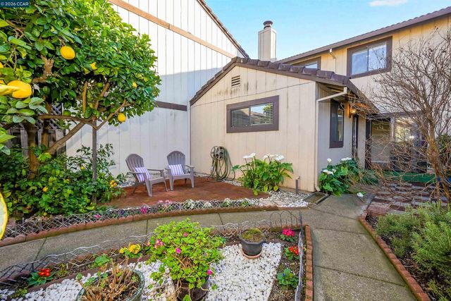 2600 Giant Rd 37, San Pablo, CA 94806