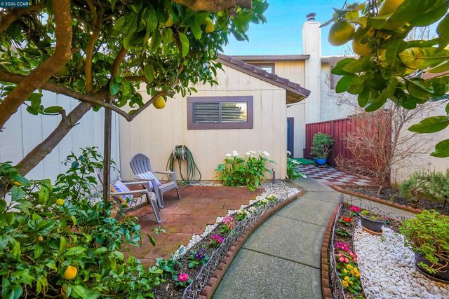 2600 Giant Rd 37, San Pablo, CA 94806