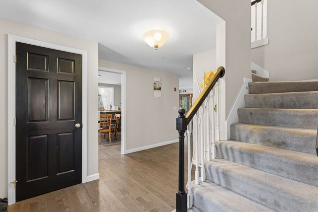 2 Wildwood Dr, Brookline, NH 03033