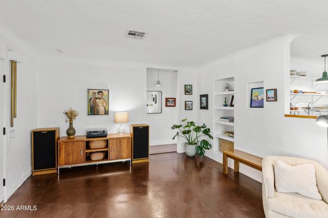 1105 W WILLETTA Street, Phoenix, AZ 85007