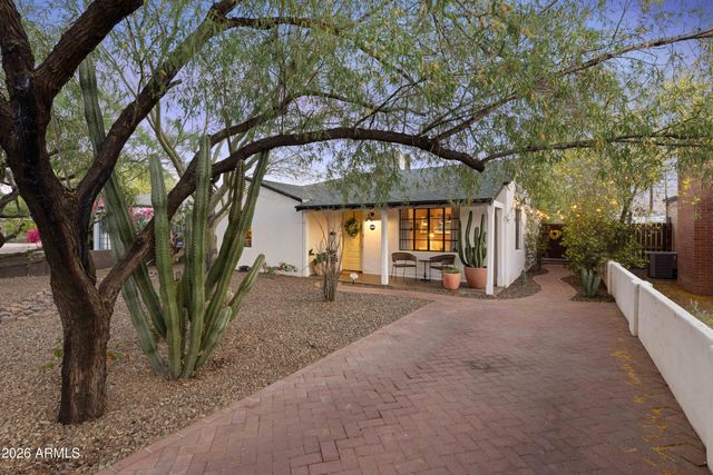 1105 W WILLETTA Street, Phoenix, AZ 85007