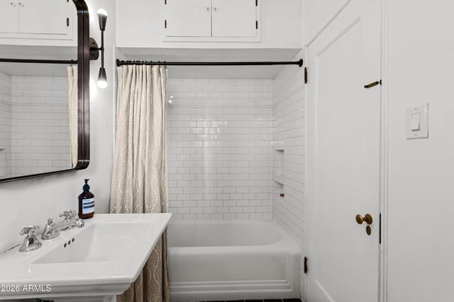 1105 W WILLETTA Street, Phoenix, AZ 85007