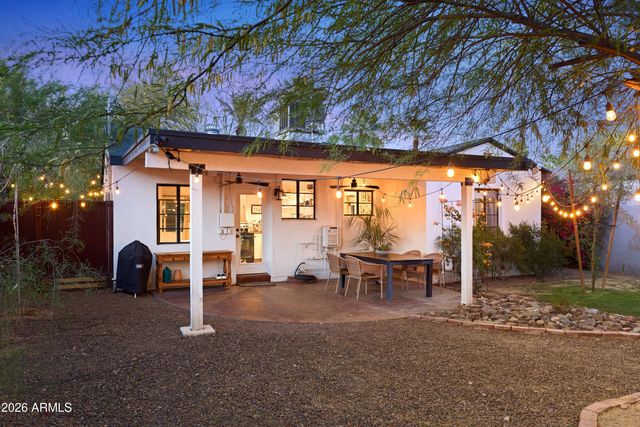 1105 W WILLETTA Street, Phoenix, AZ 85007