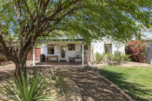 1105 W WILLETTA Street, Phoenix, AZ 85007