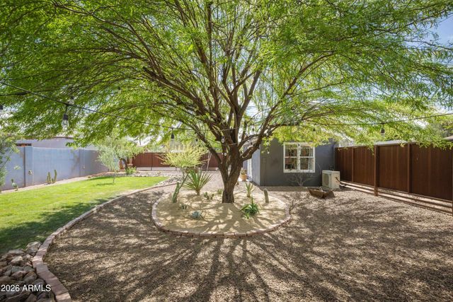 1105 W WILLETTA Street, Phoenix, AZ 85007