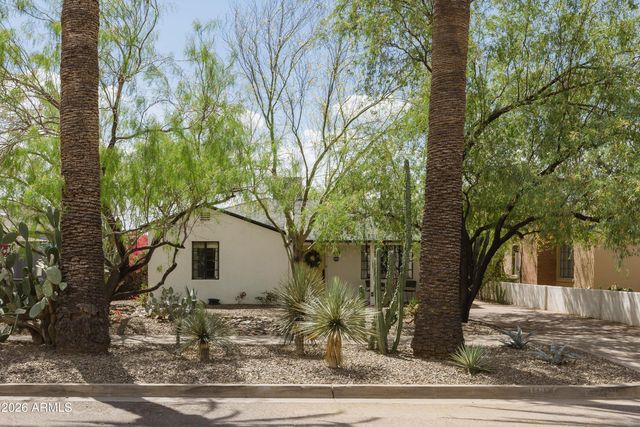 1105 W WILLETTA Street, Phoenix, AZ 85007