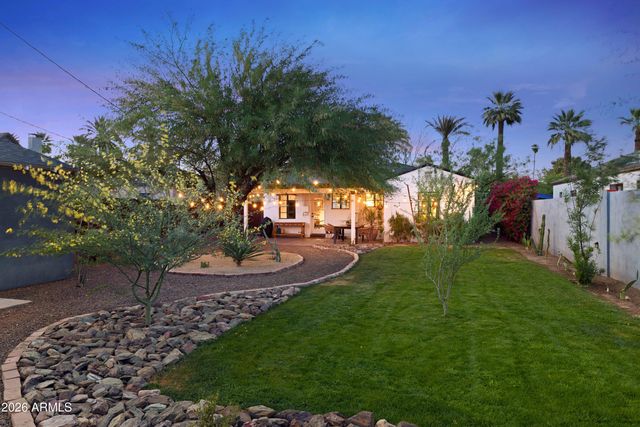 1105 W WILLETTA Street, Phoenix, AZ 85007