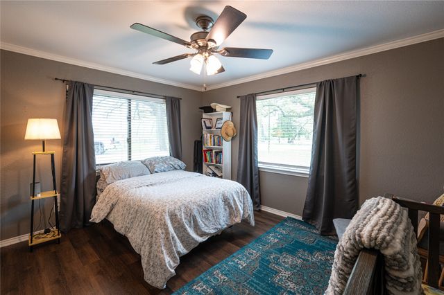 1017 County Road 15390, Deport, TX 75435
