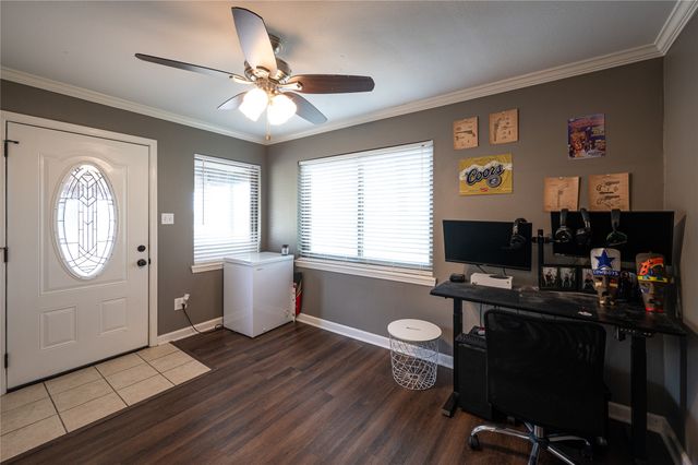 1017 County Road 15390, Deport, TX 75435