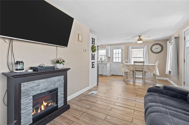 33 Belmont Avenue, East Providence, RI 02914