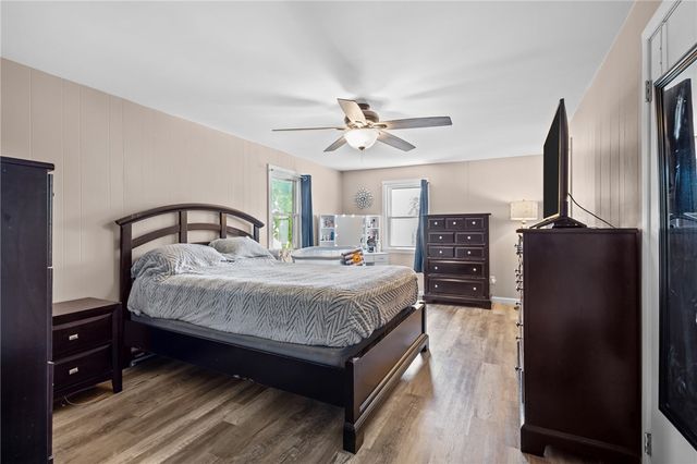33 Belmont Avenue, East Providence, RI 02914