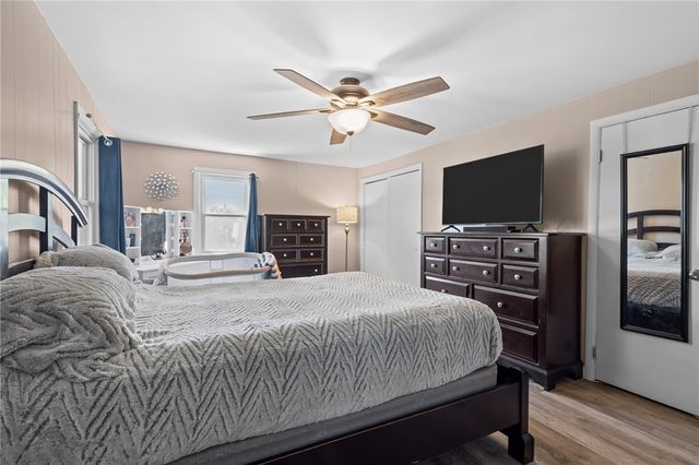 33 Belmont Avenue, East Providence, RI 02914