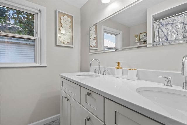 33 Belmont Avenue, East Providence, RI 02914