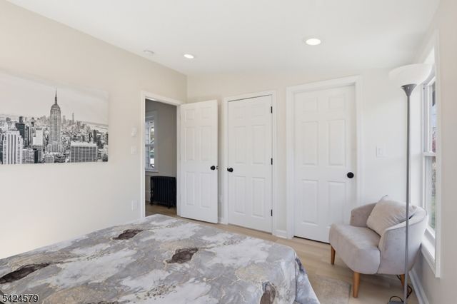 458 Springdale Ave, East Orange City, NJ 07017