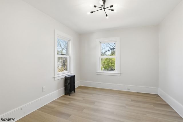 458 Springdale Ave, East Orange City, NJ 07017