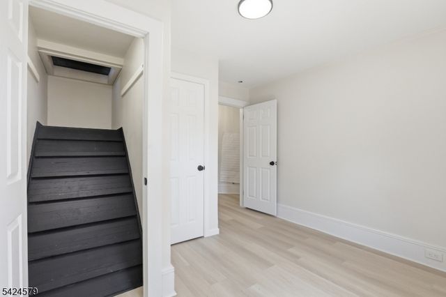 458 Springdale Ave, East Orange City, NJ 07017