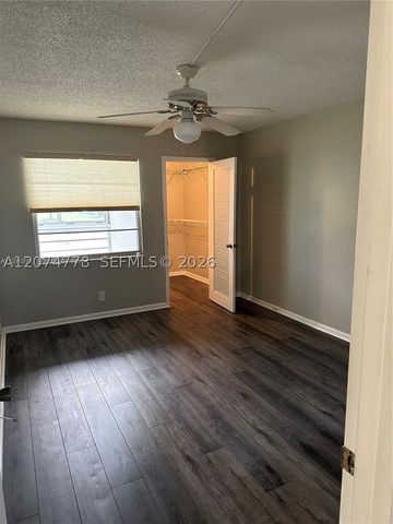 2027 Hythe B 2027, Boca Raton, FL 33434