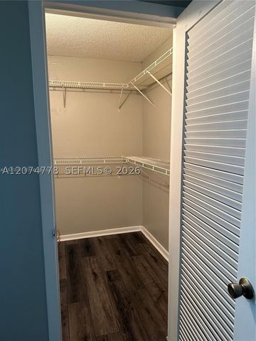 2027 Hythe B 2027, Boca Raton, FL 33434