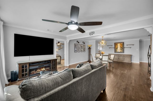1607 Brandon Street, Dallas, TX 75208