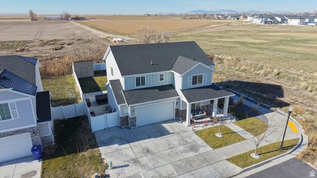 3214 S FIELDS AVE, Syracuse, UT 84075
