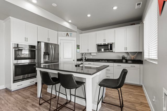 3214 S FIELDS AVE, Syracuse, UT 84075