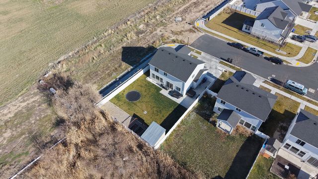 3214 S FIELDS AVE, Syracuse, UT 84075