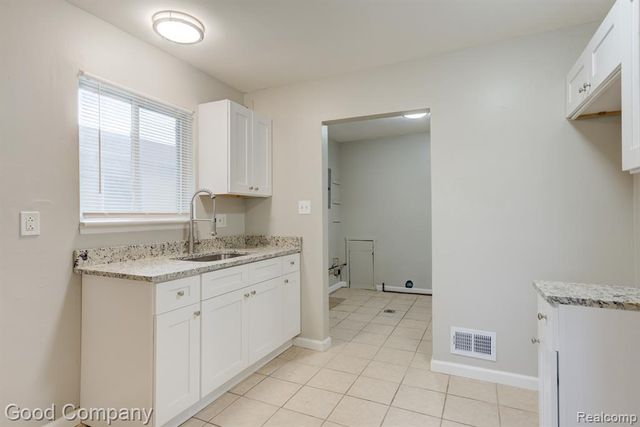 11242 Ziegler Street, Taylor, MI 48180