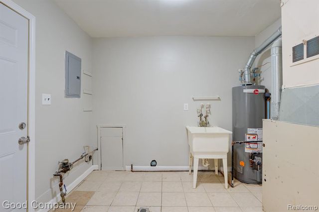 11242 Ziegler Street, Taylor, MI 48180