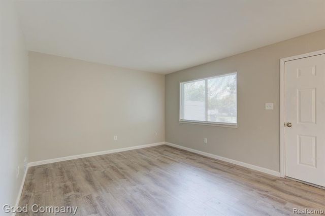 11242 Ziegler Street, Taylor, MI 48180