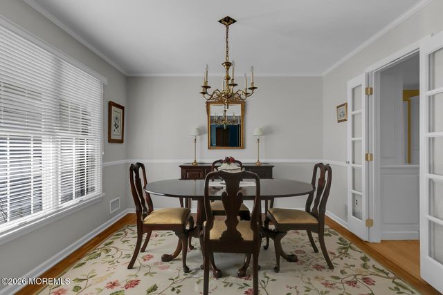 32 Glen Oak Drive, Middletown, NJ 07748