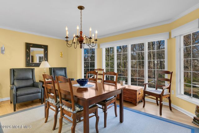 32 Glen Oak Drive, Middletown, NJ 07748