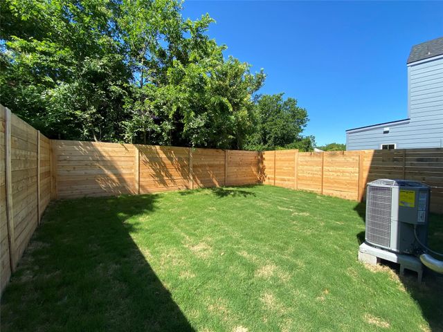 6920 Bethune Ave 2, Austin, TX 78752