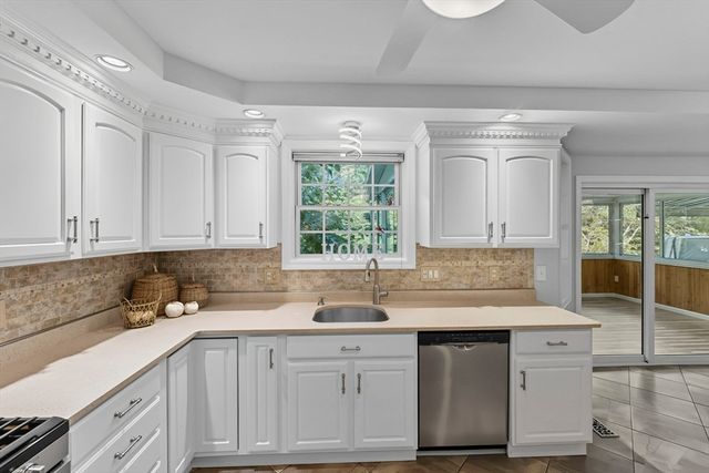 4 Upton Road, Westborough, MA 01581