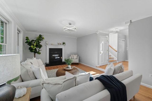 4 Upton Road, Westborough, MA 01581