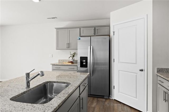130 Preston Oaks Drive, King, NC 27021