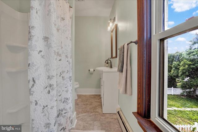 237 S PLEASANT AVE, Dallastown, PA 17313