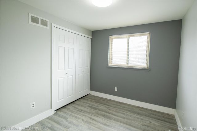 17700 Koogler Street, Clinton Charter Township, MI 48038