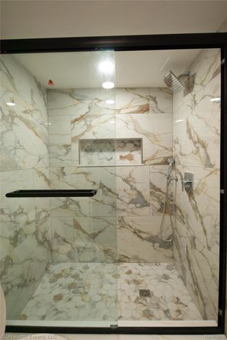 17700 Koogler Street, Clinton Charter Township, MI 48038