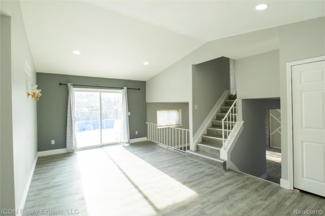 17700 Koogler Street, Clinton Charter Township, MI 48038