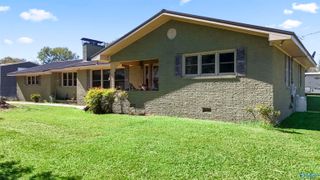 2221 Mountain Drive, Boaz, AL 35956
