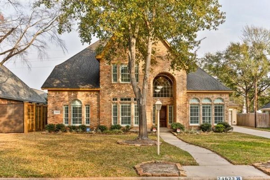 24622 Okehampton Drive, Tomball, TX 77375