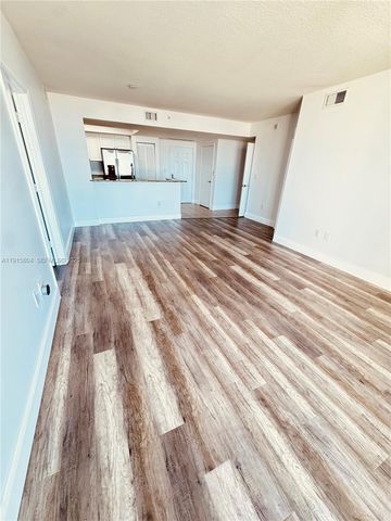 19501 W Country Club Drive 2310, Aventura, FL 33180
