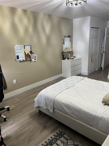 3535 Magellan Cir 524, Aventura, FL 33180