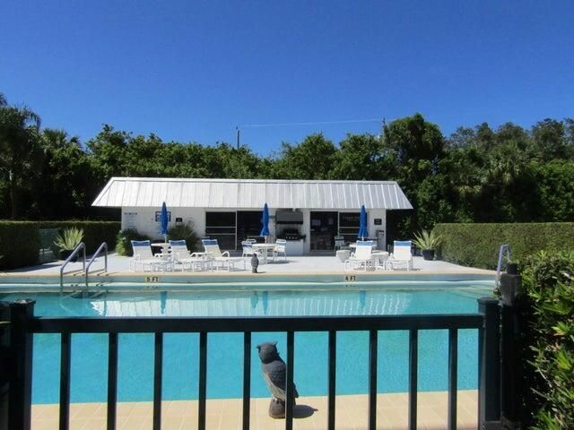 2929 SE Ocean Boulevard B7, Stuart, FL 34996