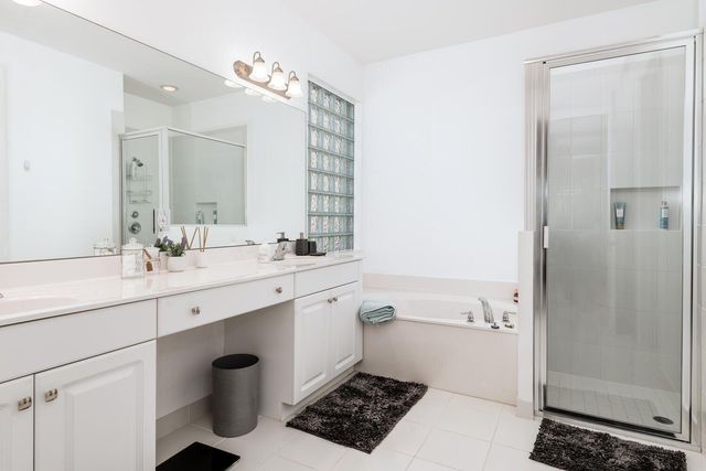 8092 Lemon Serpentine Lane, Delray Beach, FL 33446